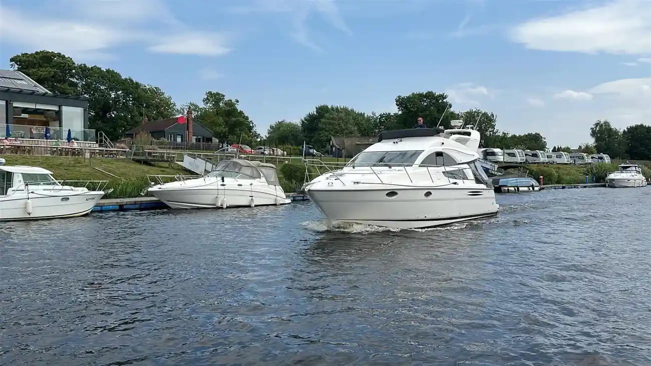 Fairline Phantom 40 - Image 95