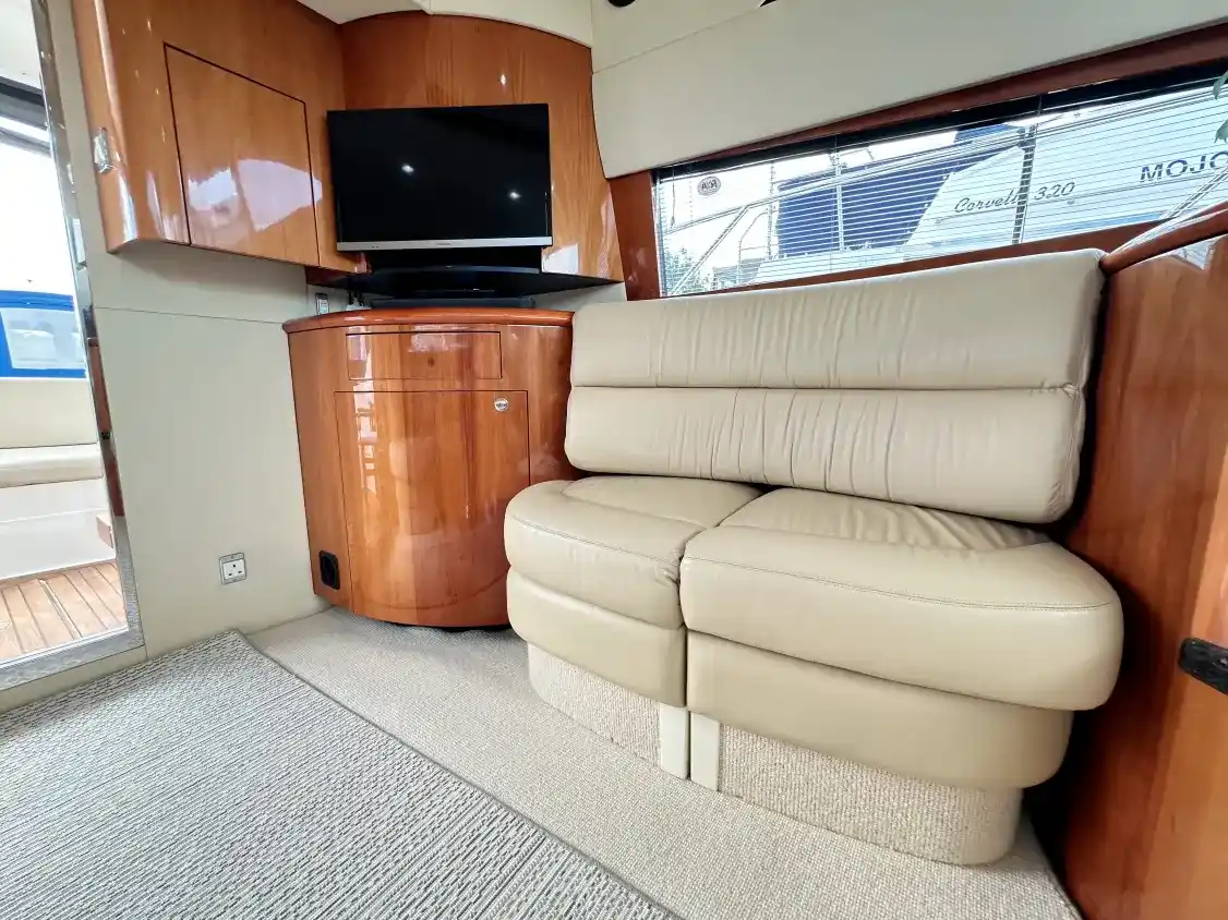 Fairline Phantom 40 - Image 44