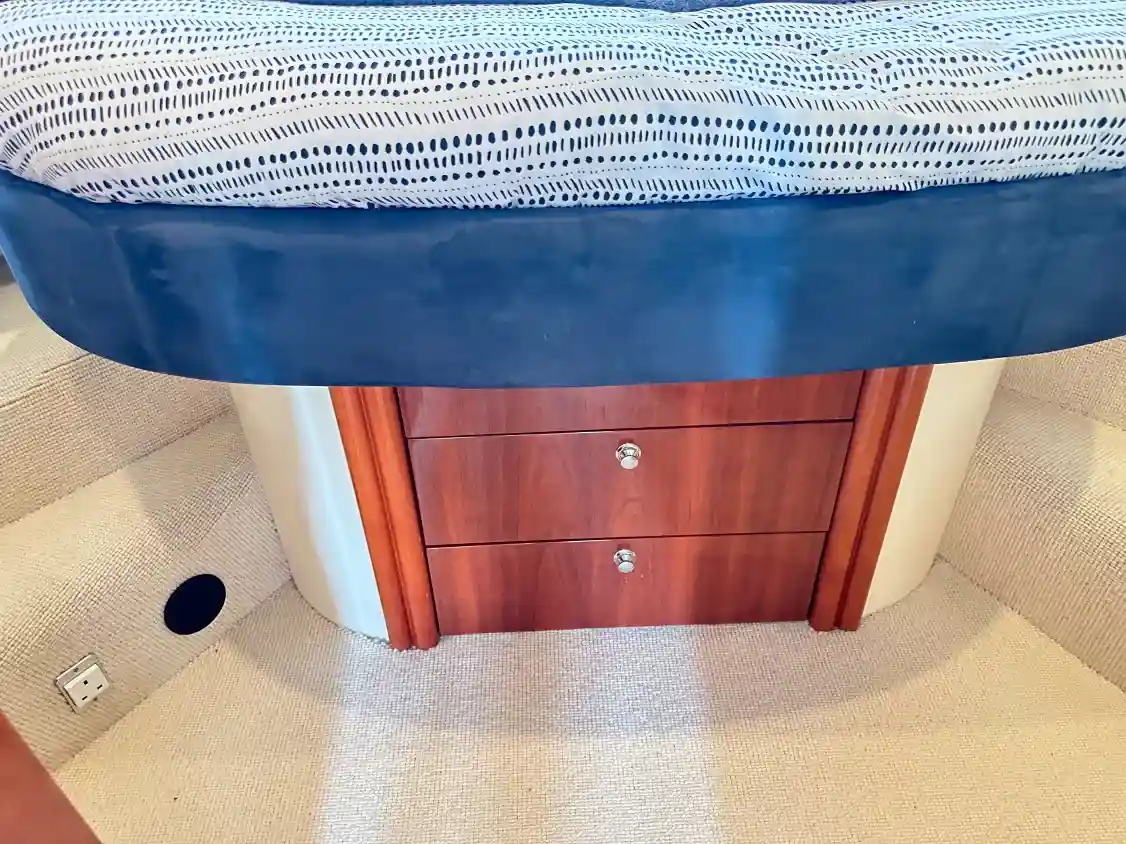 Fairline Phantom 40 - Image 74