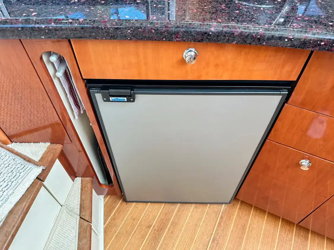 Fairline Phantom 40 - Image 45