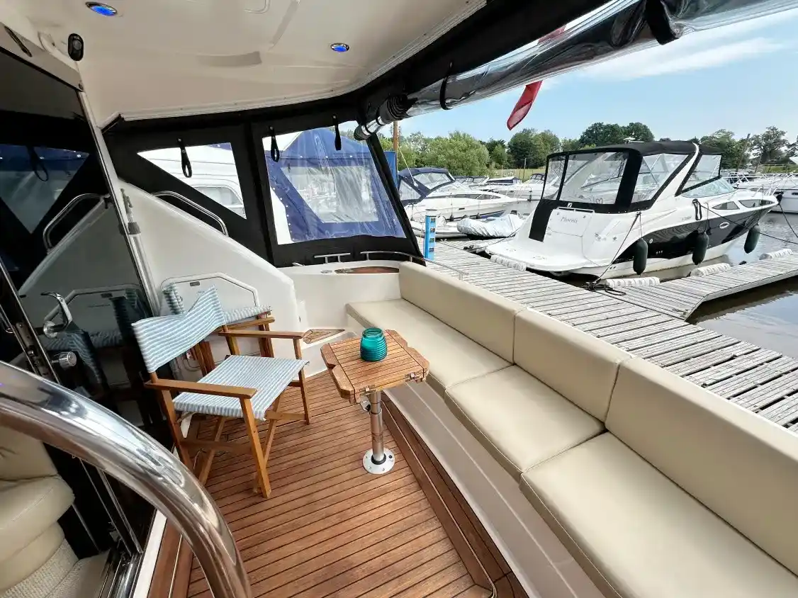 Fairline Phantom 40 - Image 15