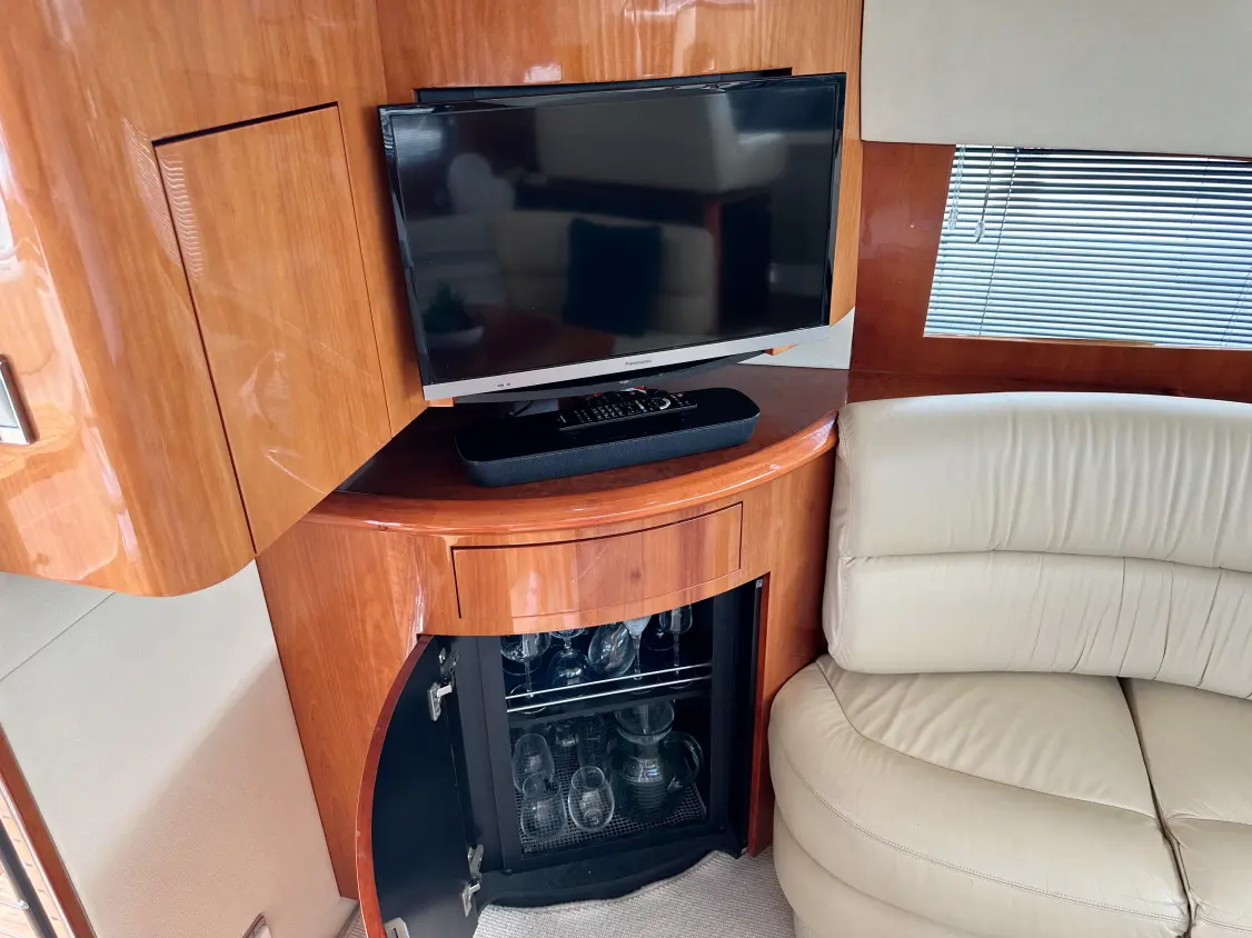 Fairline Phantom 40 - Image 39