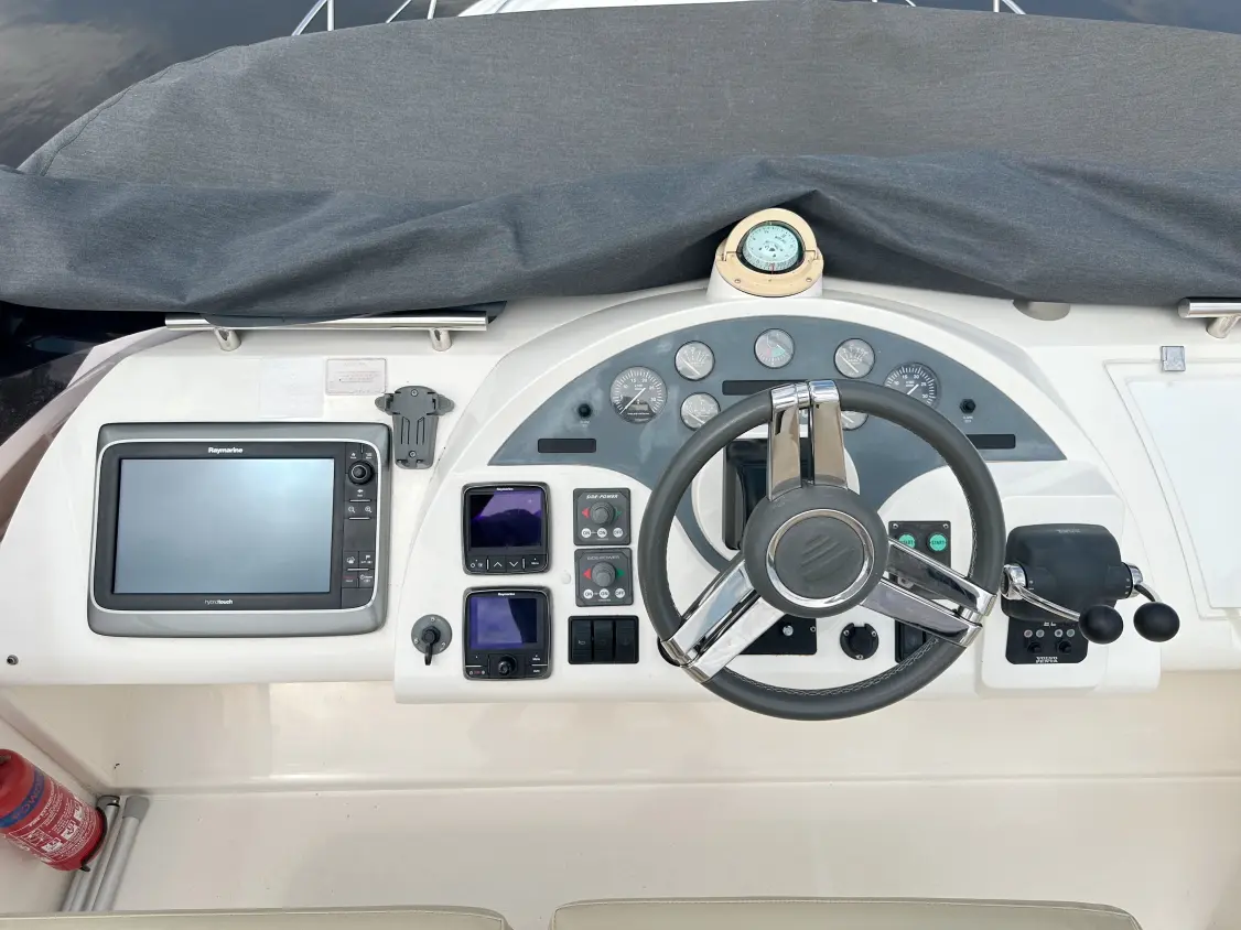 Fairline Phantom 40 - Image 21