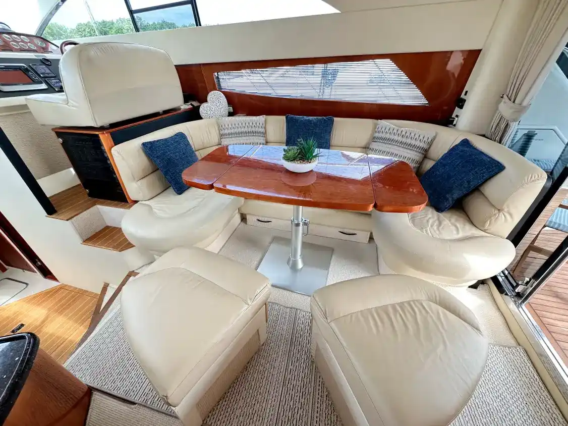 Fairline Phantom 40 - Image 85