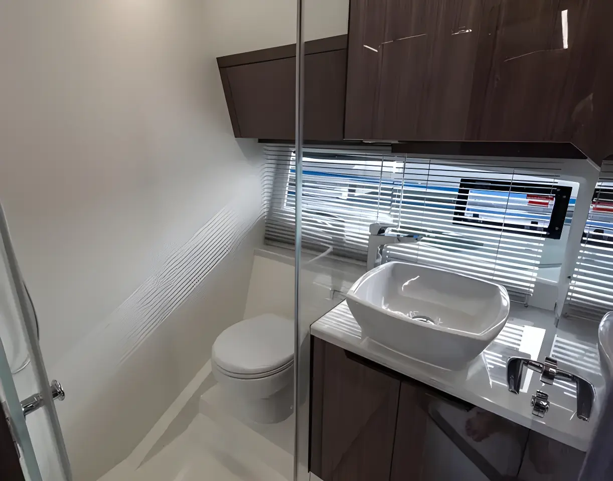 Galeon 425 HTS - Image 22