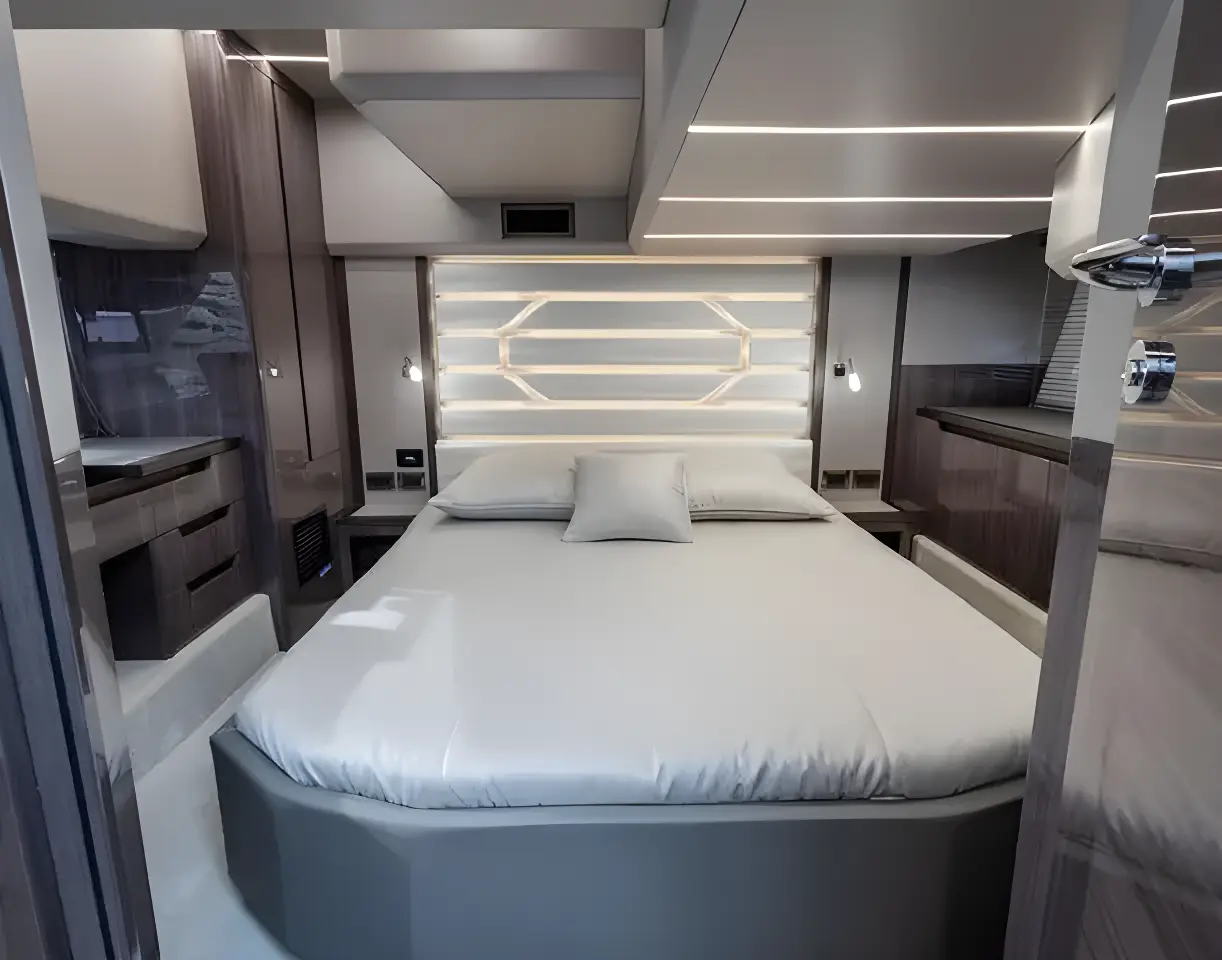 Galeon 425 HTS - Image 19