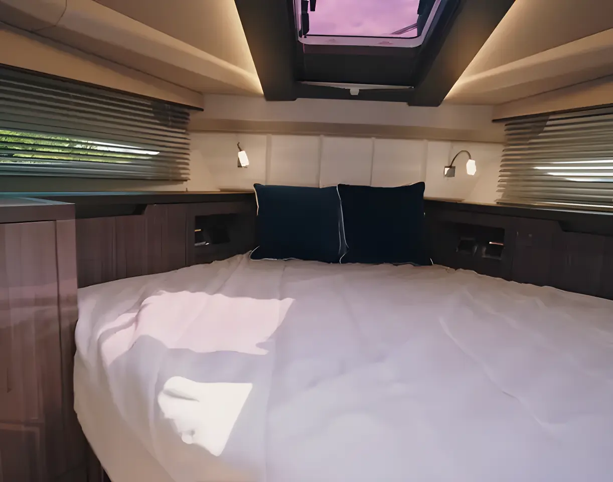 Galeon 425 HTS - Image 23