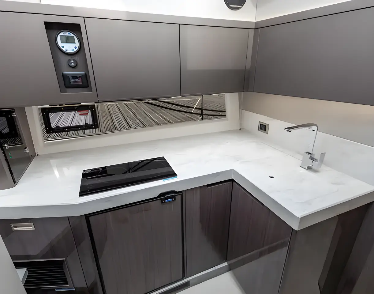 Galeon 425 HTS - Image 15