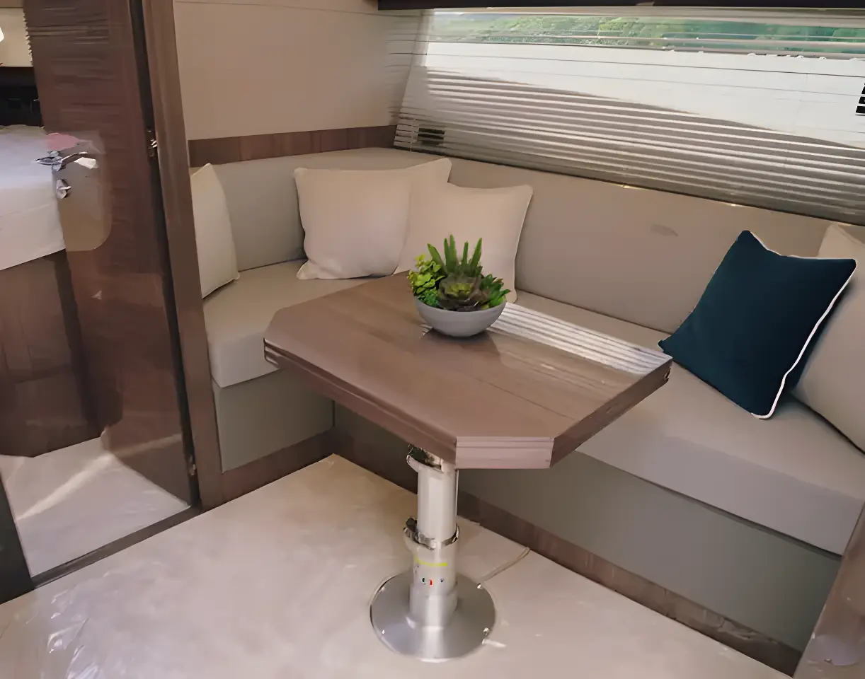 Galeon 425 HTS - Image 8