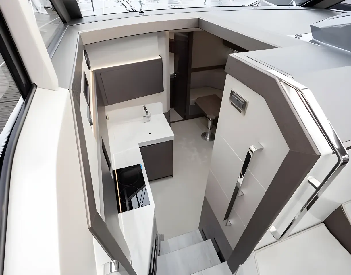 Galeon 425 HTS - Image 11