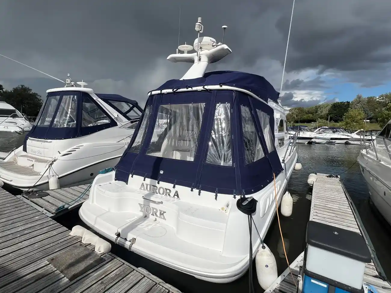 Sealine 330 Statesman - Image 6