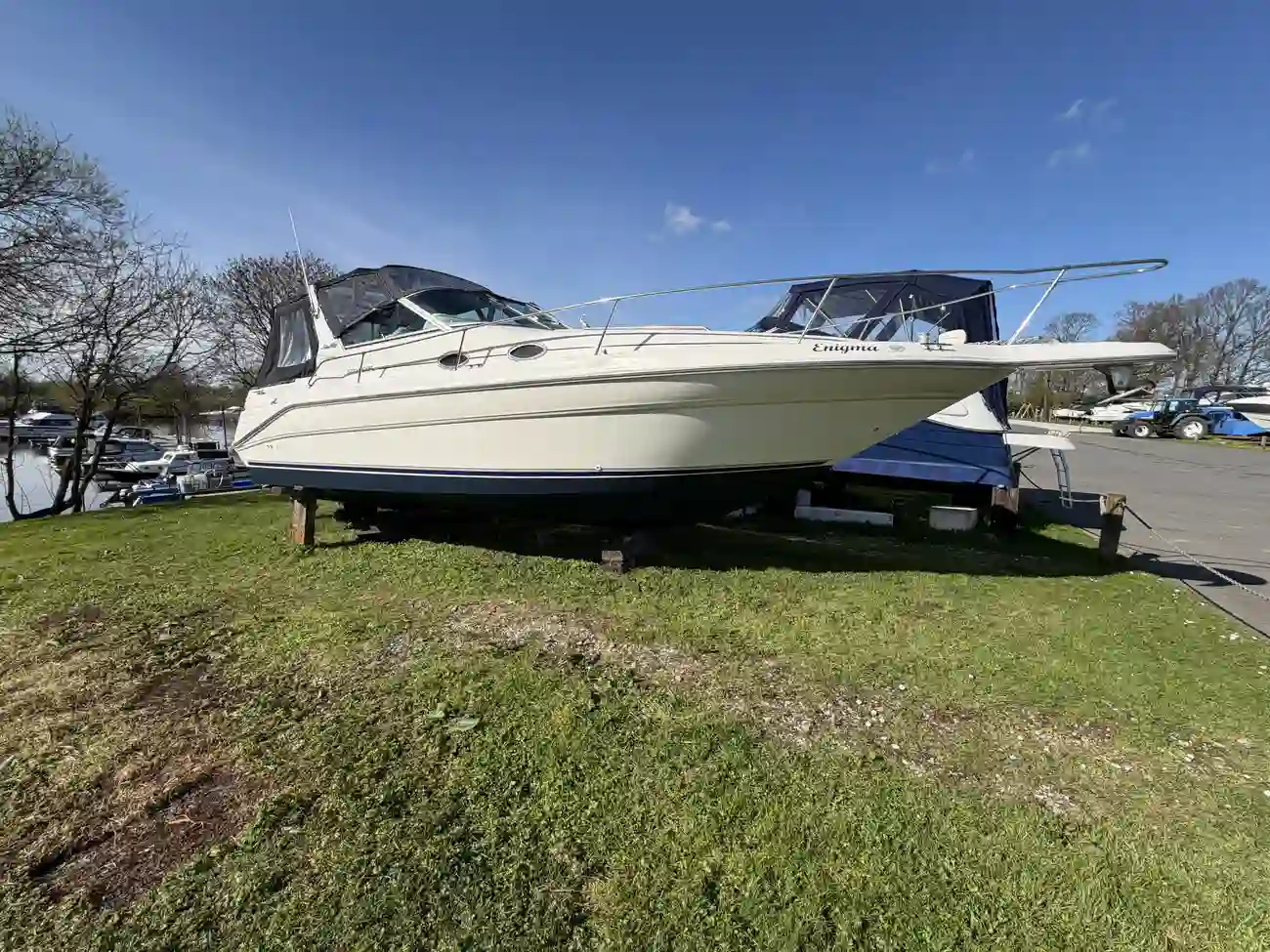 Sea Ray 290 Da