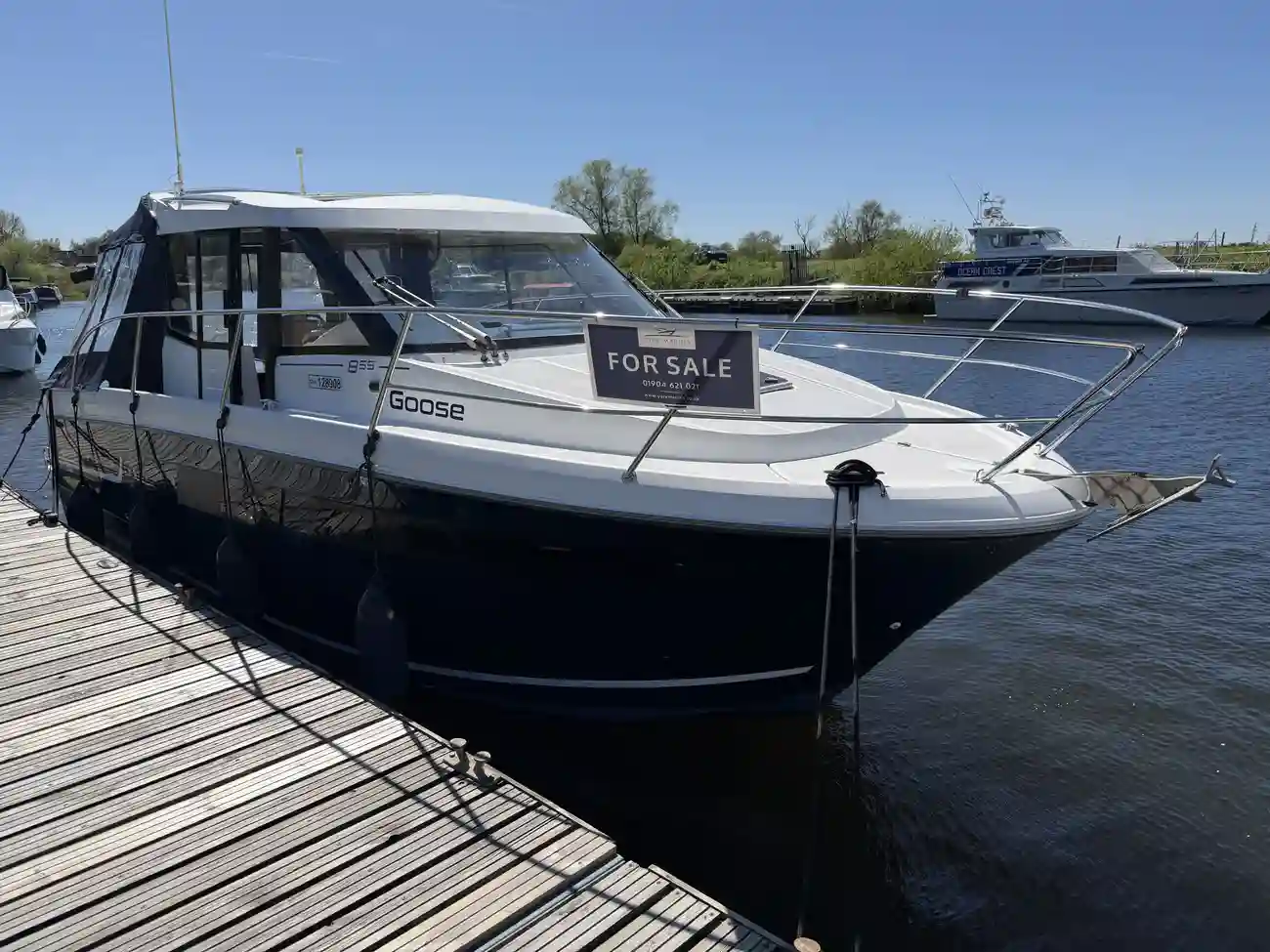 Jeanneau Merry Fisher 855