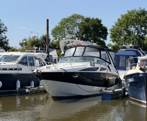 Bayliner 315 Cruiser